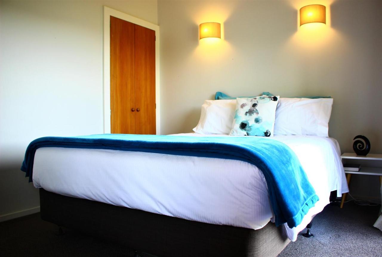 Duvauchelle Seaside Motel Екстер'єр фото